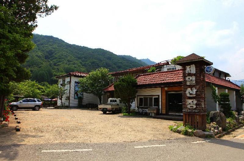 01.jpg